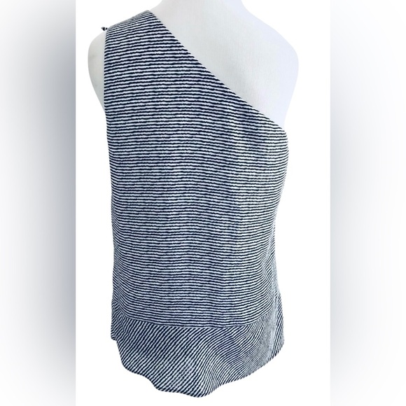 The Limited Off Shoulder Top Size L - Picture 2 of 6